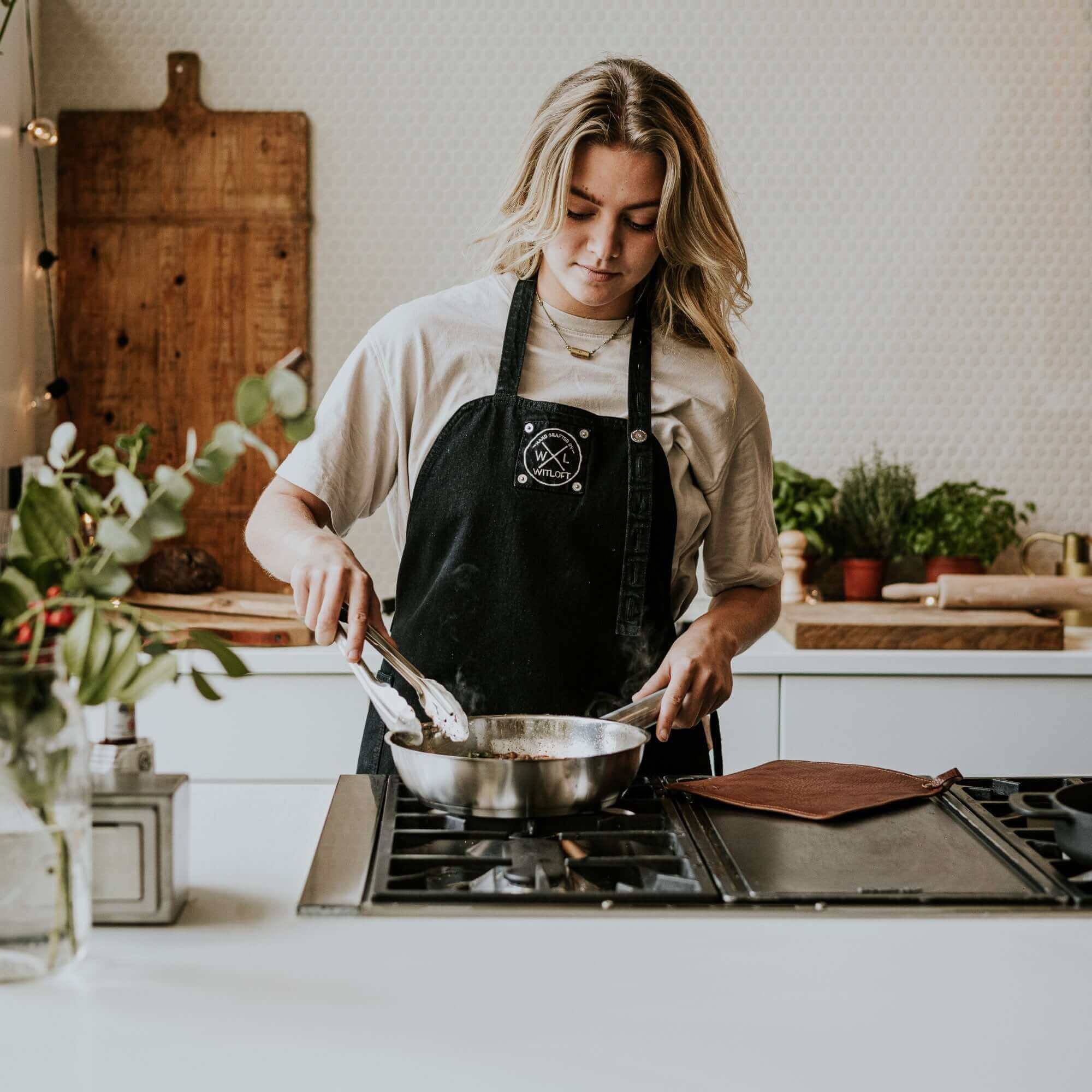 Stainless Steel Fry Pans | COMBEKK