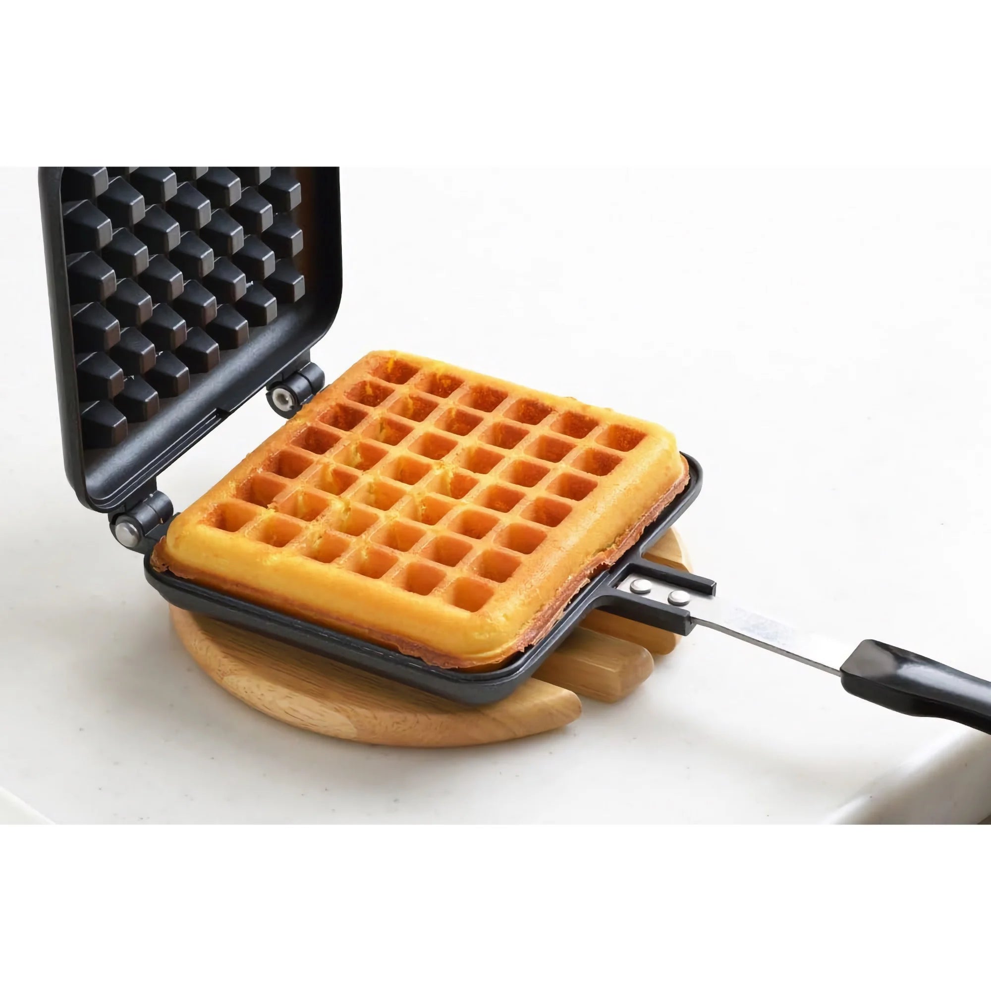 Yoshikawa Japanese Stovetop Waffle Maker – Cast Aluminum, Non-Stick (Gas Stove Only)