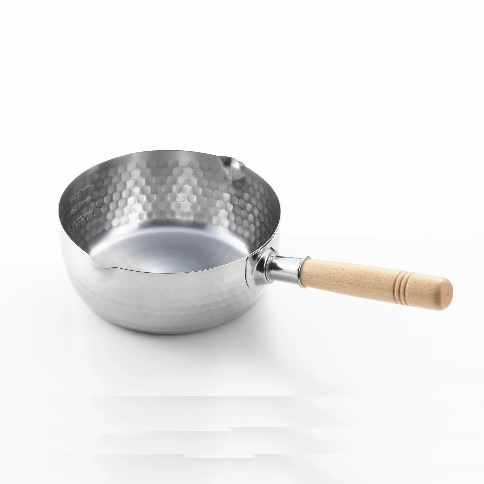 Yoshikawa Yukihira Saucepan 20 cm stainless steel with wooden handle and unique hammered design.