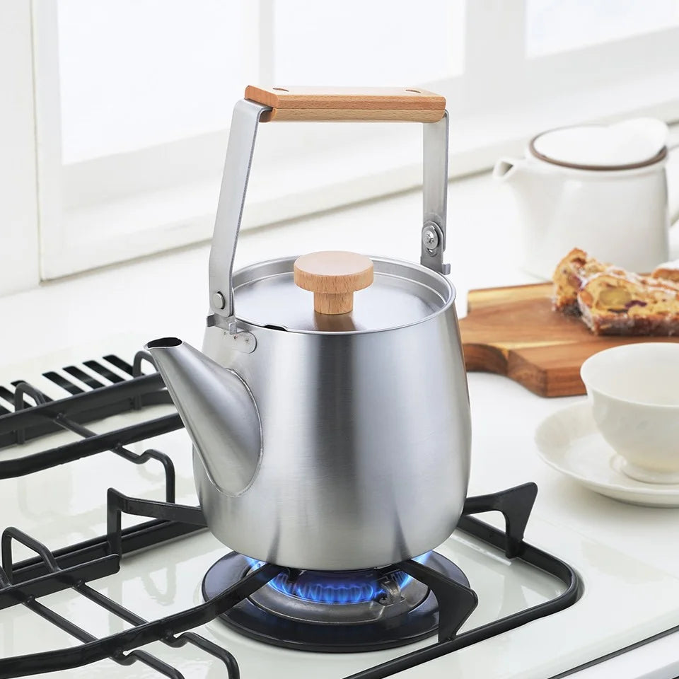 Yoshikawa Aikata Stainless Steel Kettle 1.8L – Natural Wood Handle | Japan