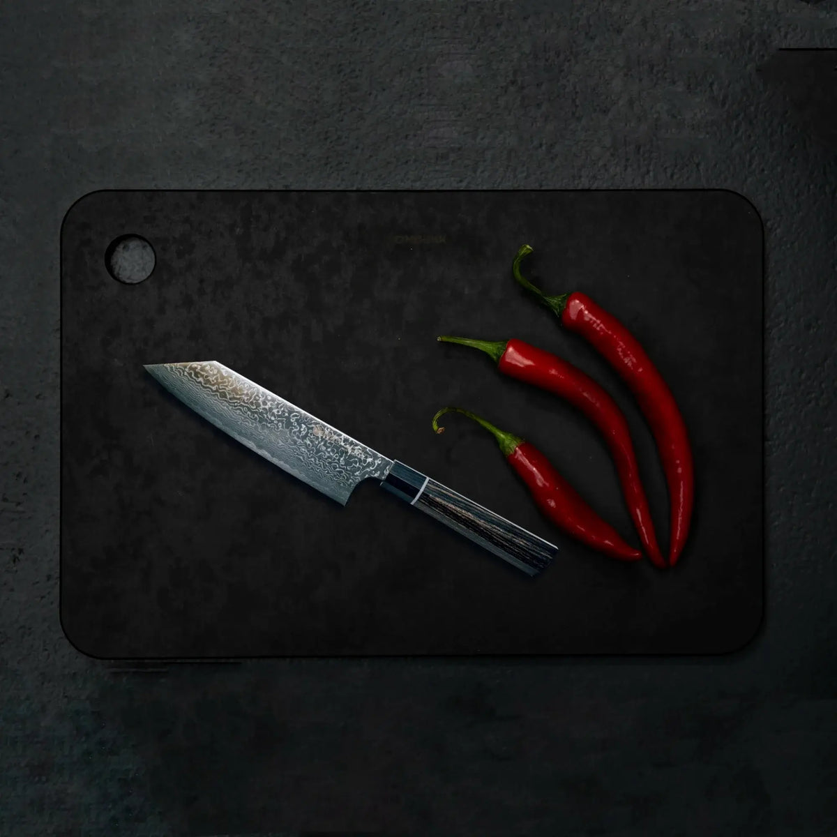 Combekk | Recycled Paper Cutting Board 20x30 cm, Black | Holland