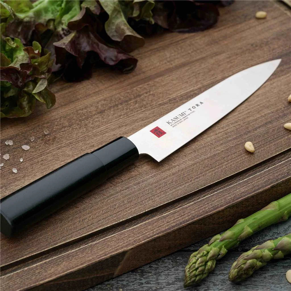 Kasumi Tora Utility Knife 15cm – Japanese All-Purpose Blade, Made in Seki