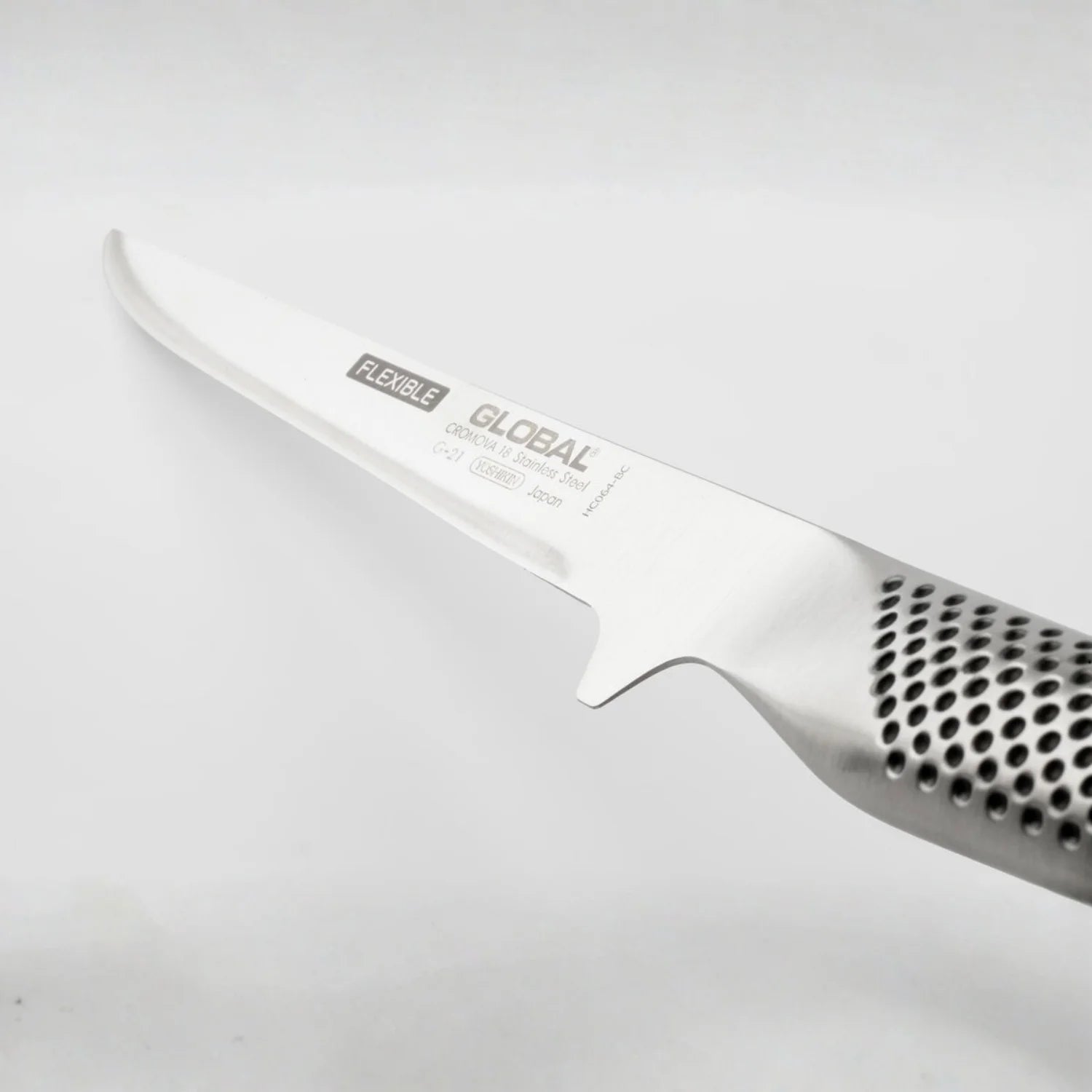 GLOBAL Flexible Boning Knife 6.25" – CROMOVA 18 Steel, Made in Japan