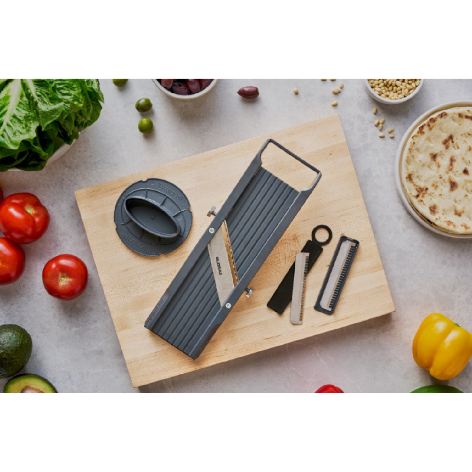 GLOBAL Vegetable Slicer Mandoline XL with Blade Case – 3 Serrated Blades,