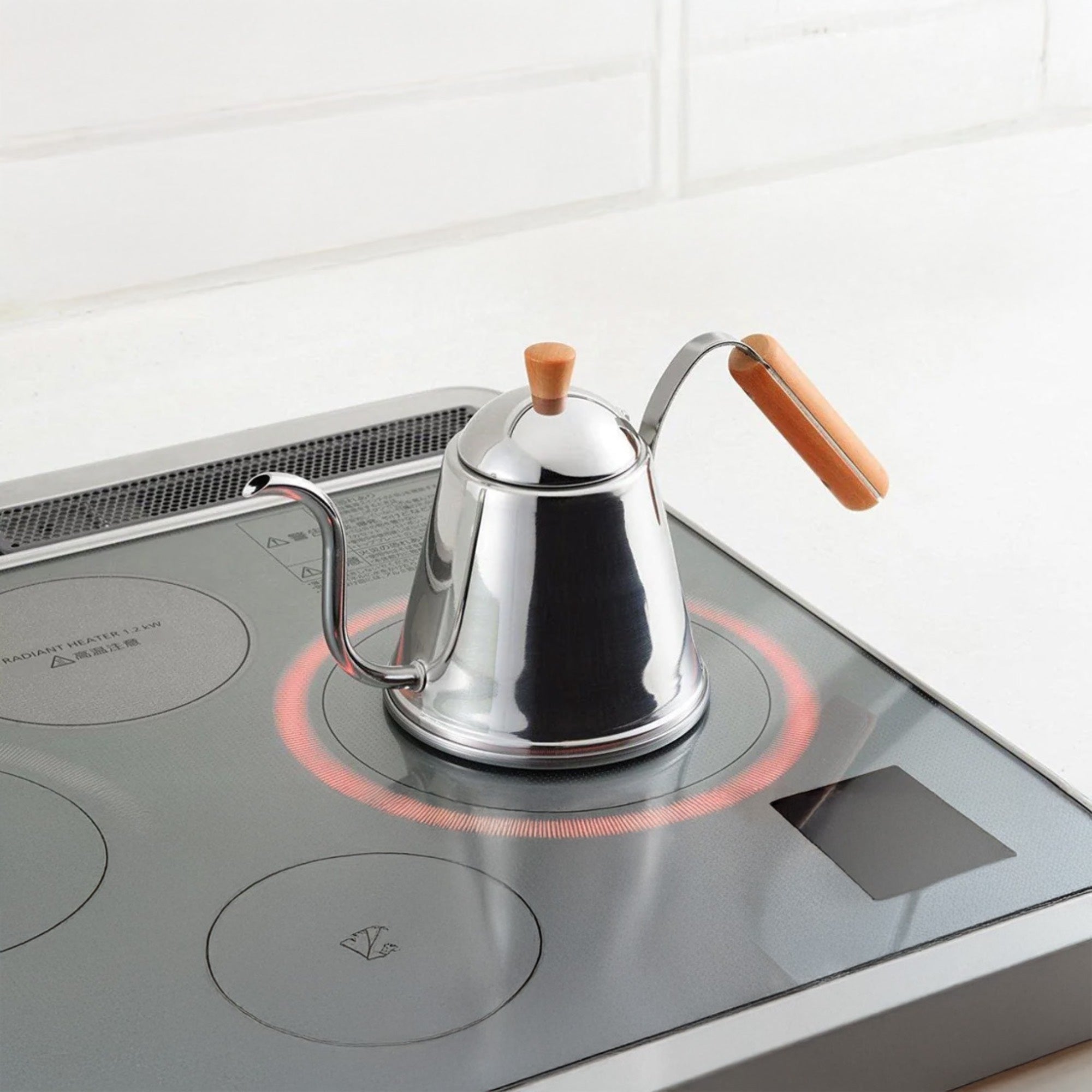 Japanese pour-over coffee kettle Yoshikawa Café Time on stovetop for precise brewing made in Tsubame, Niigata, Japan