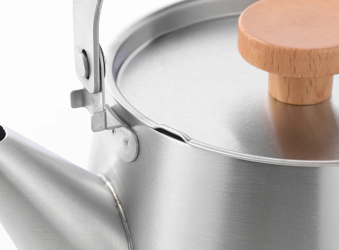 Yoshikawa Aikata Stainless Steel Kettle 1.8L – Natural Wood Handle | Japan